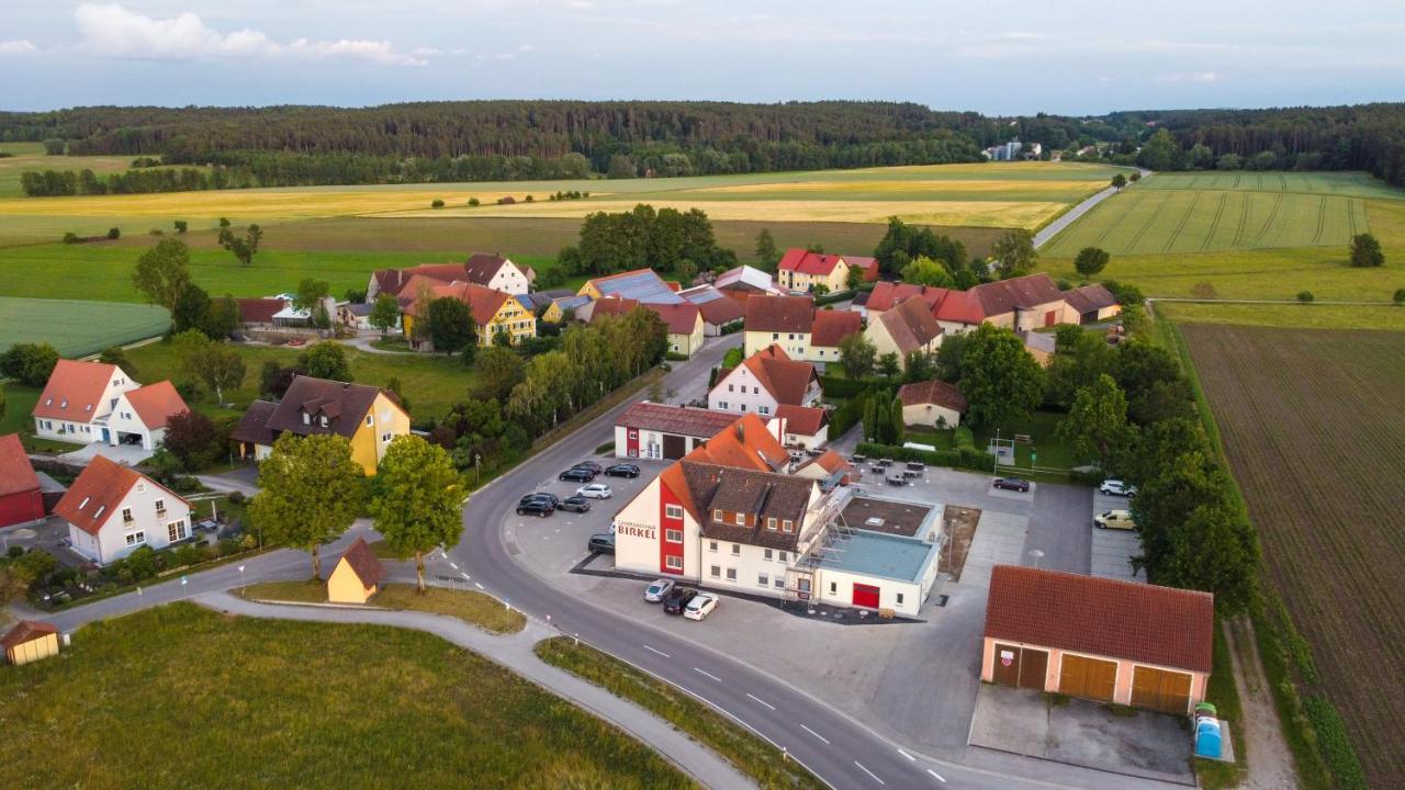 Hotel Landgasthof Birkel Herrieden Exterior foto